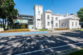 UUS Luksuslik korter villas, parkimine, konditsioneer tasuta! in Pärnu